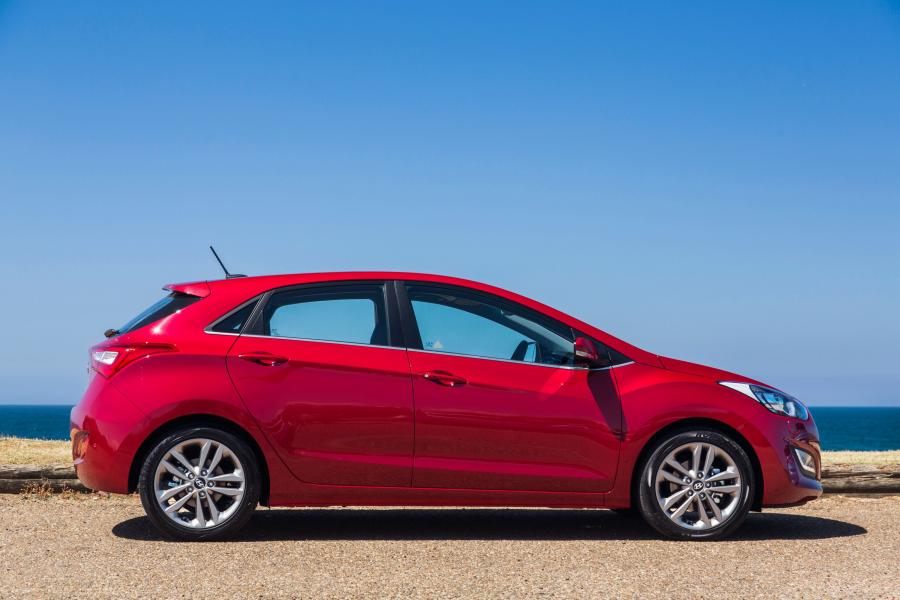  Hyundai i30 5-Door 2015 года  (AU) (фото 18 из 21)